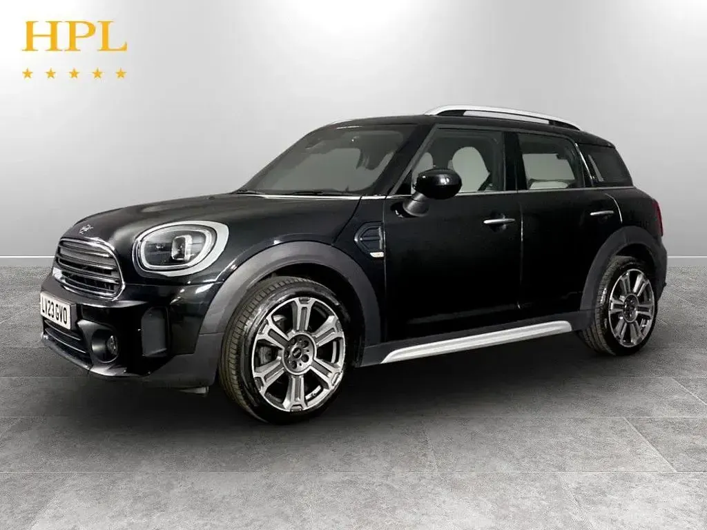 Used Mini Cooper Countryman Exclusive 136 HP (100 kW) 2023 Black SUV