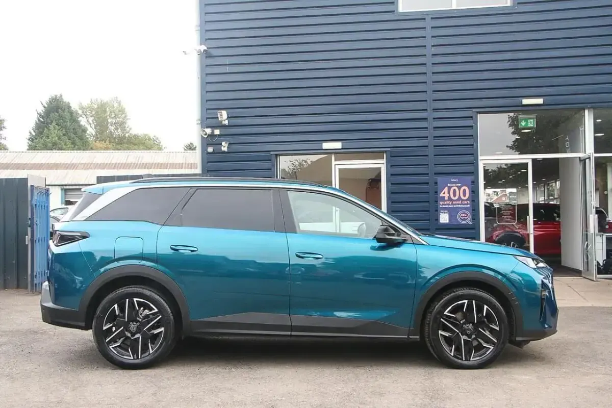 Used Peugeot 5008 Allure 134 HP (98 kW) 2025 Blue SUV