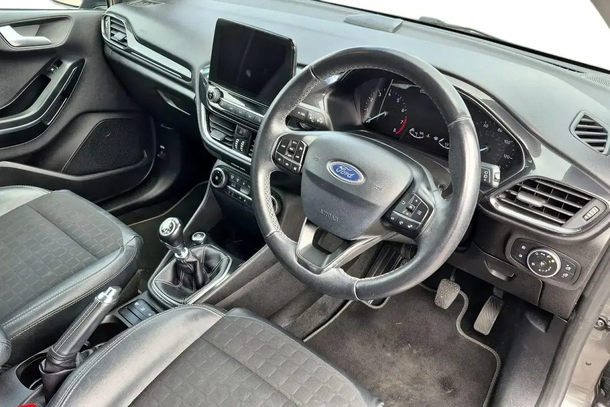 Used Ford Fiesta Active X 140 HP (102 kW) 2018 Grey Hatchback