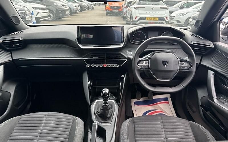 Used Peugeot 2008 Active 101 HP (74 kW) 2024 SUV