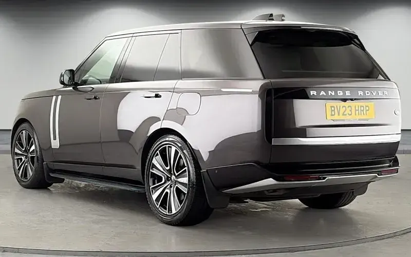 Used Land Rover Range Rover First Edition 510 HP (375 kW) 2023 Charente grey SUV