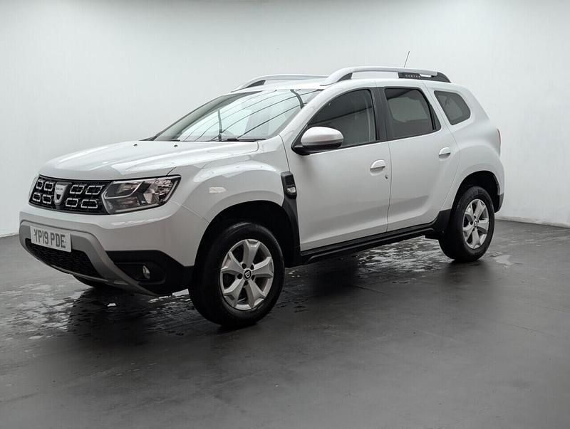 Used Dacia Duster Comfort 130 HP (95 kW) 2019 White SUV