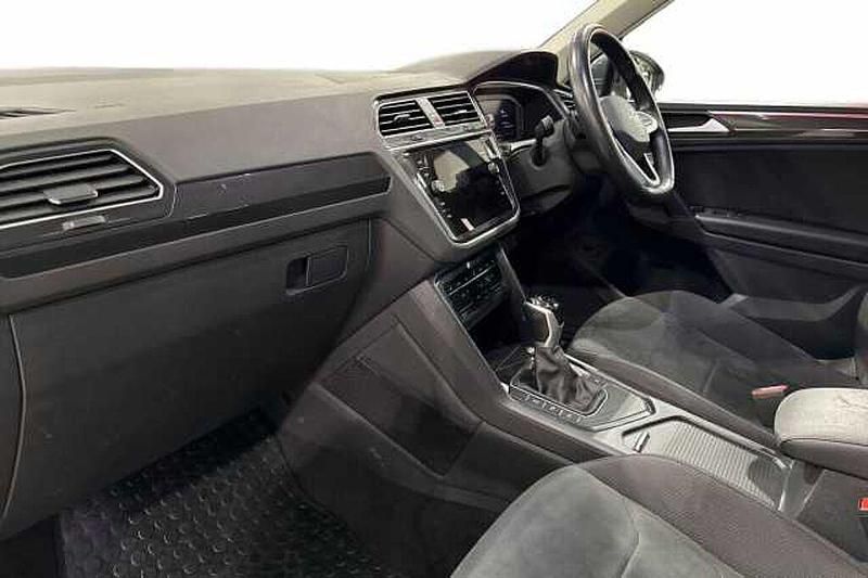 Used VW Tiguan Elegance 150 HP (110 kW) 2022 Grey SUV