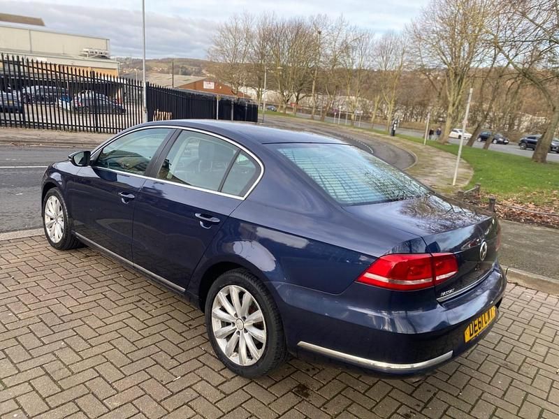 Used VW Passat SE 2011 Blue Sedan