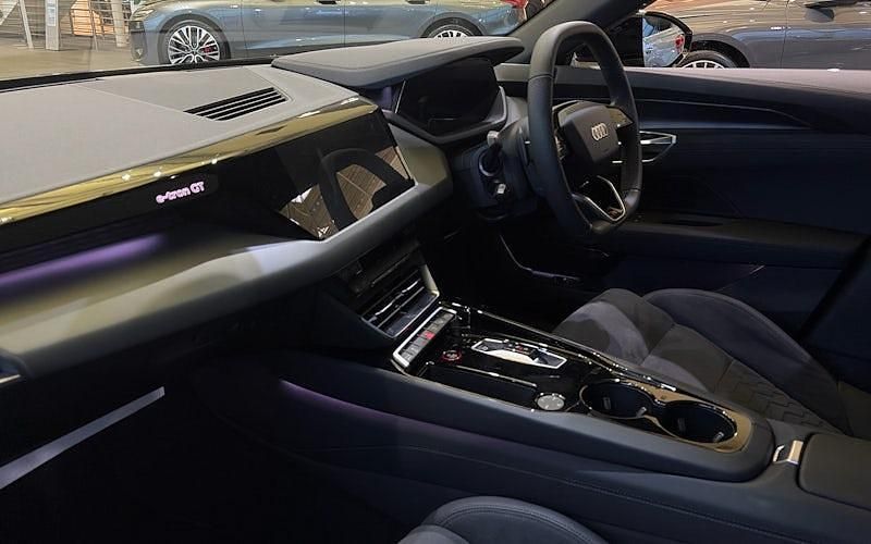 New Audi e-tron GT quattro 434 kW (591 HP) 2025 Sedan