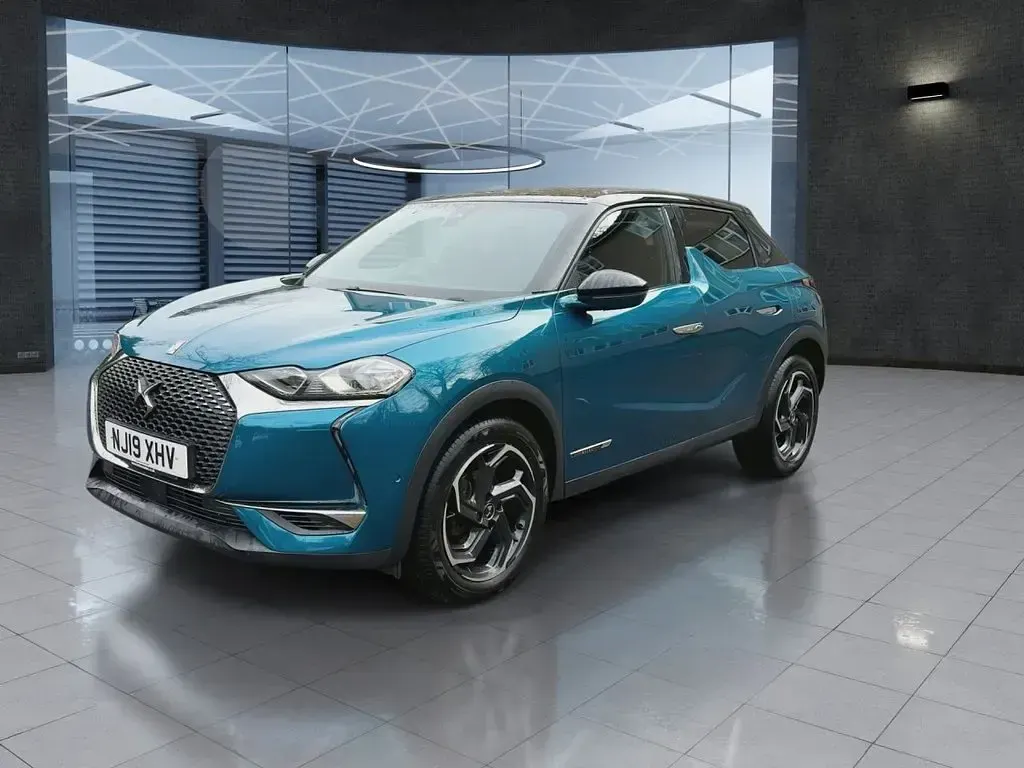 Used DS Automobiles DS3 Prestige 100 HP (73 kW) 2019 Blue MPV