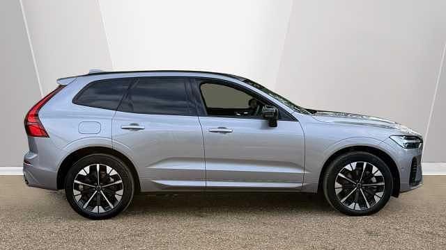 Used Volvo XC60 Plus 247 HP (181 kW) 2026 SUV