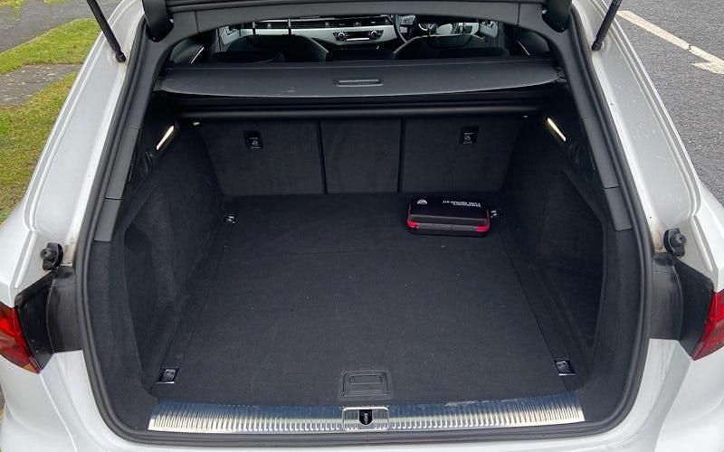 Used Audi A4 S-Line 204 HP (150 kW) 2025 Estate