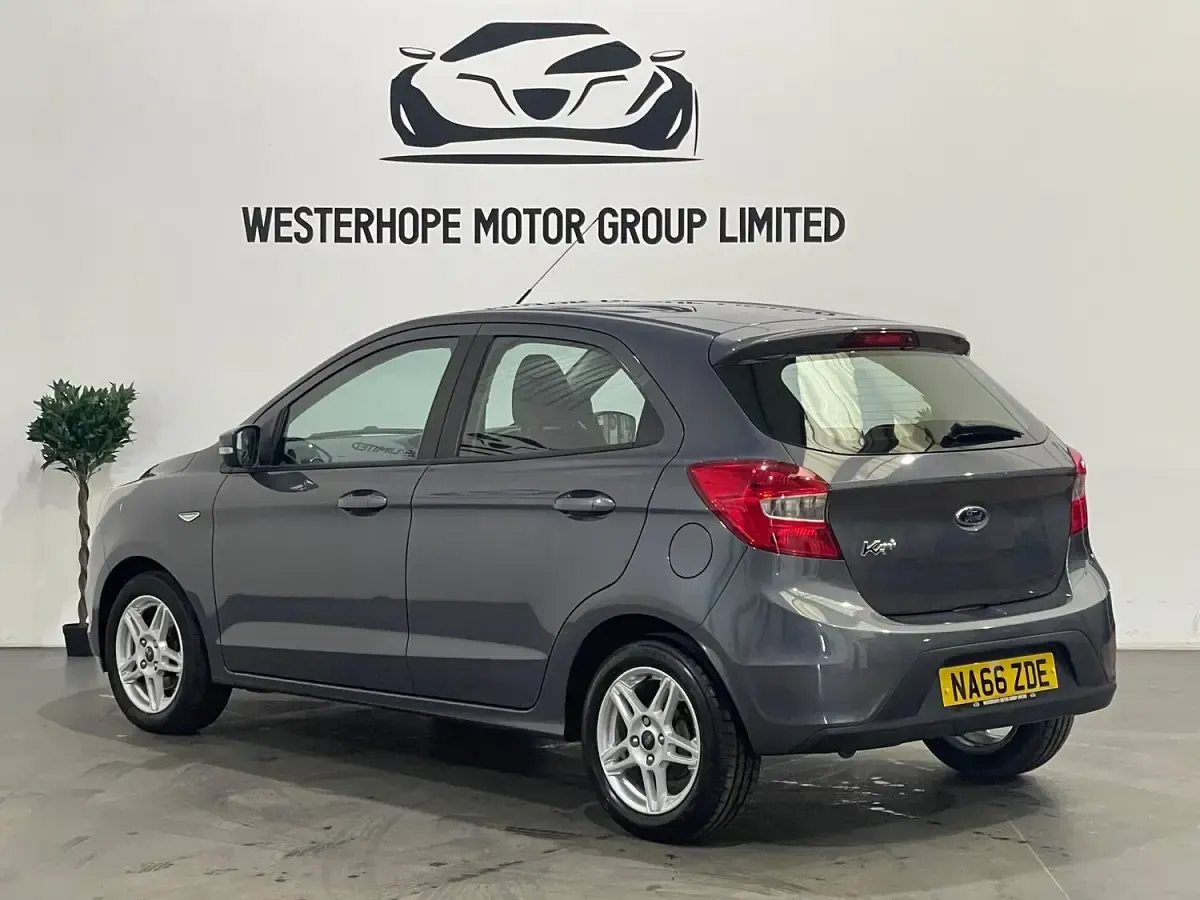 Used Ford Ka Plus Zetec 70 HP (51 kW) 2016 Grey Hatchback