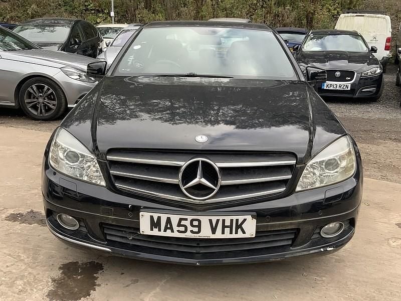 Begagnad Mercedes C220 168 HK (123 kW) 2009 Svart Sedan
