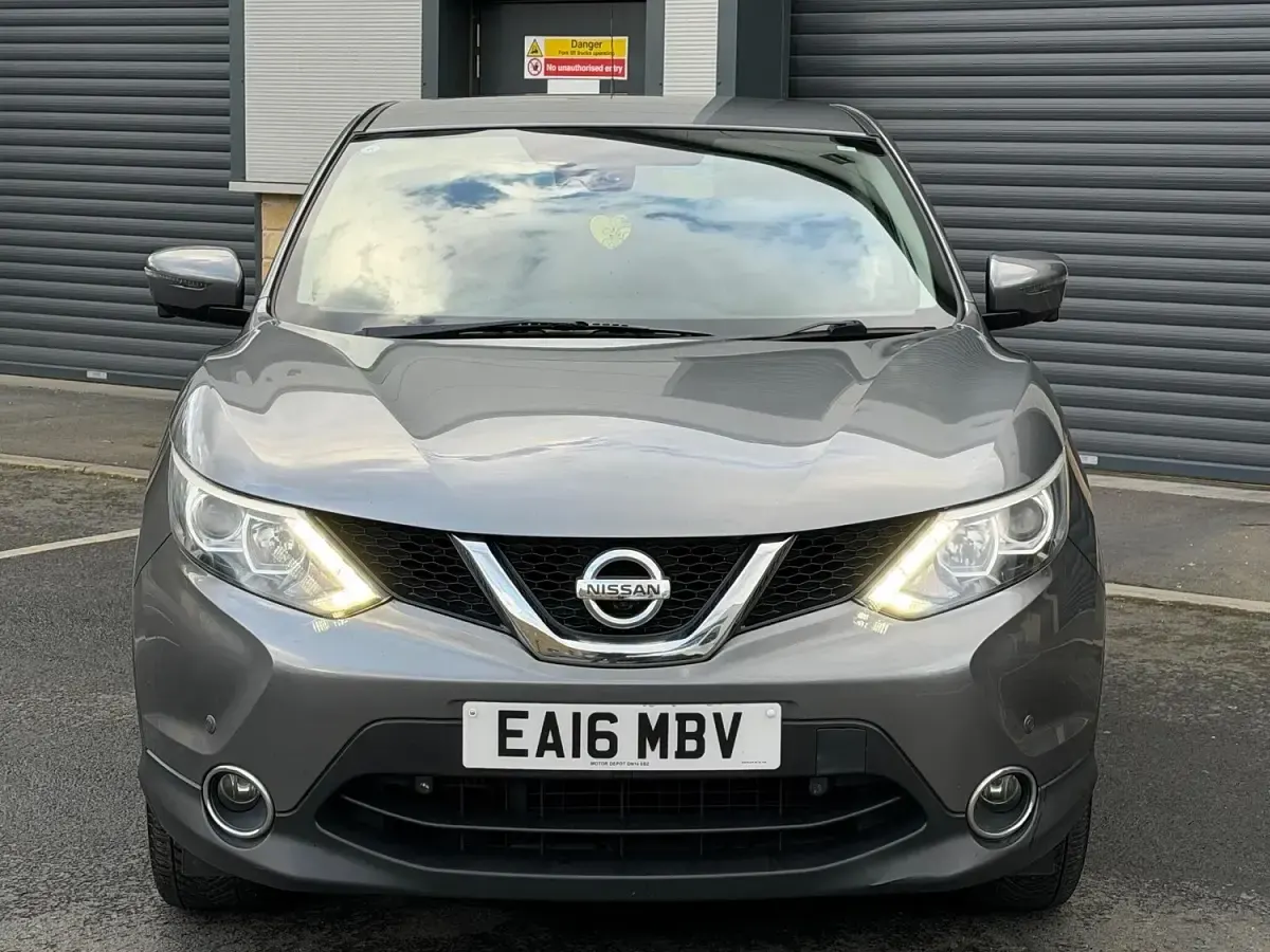 Used Nissan Qashqai N-Connecta 2016 Grey SUV