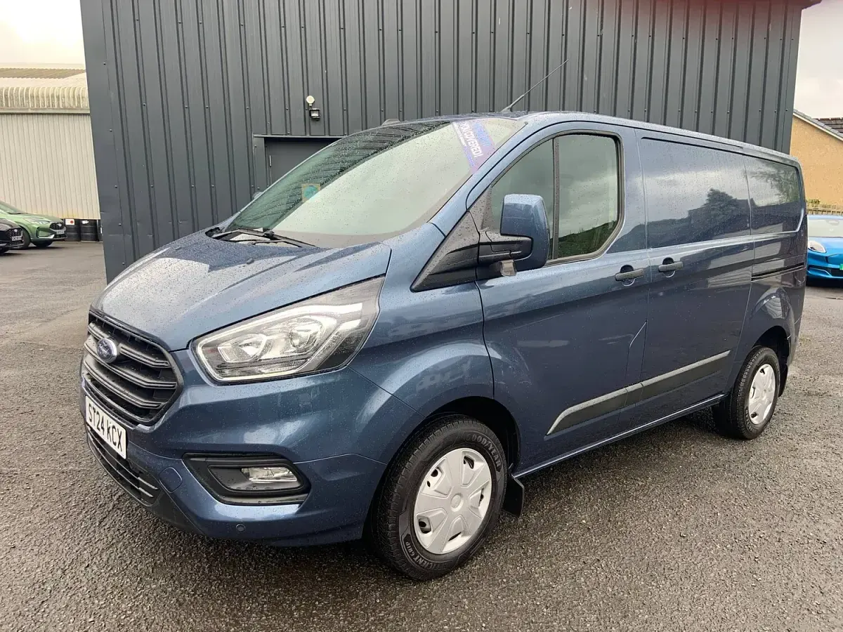 Used Ford Transit Custom Trend 130 HP (95 kW) 2024 Blue Van