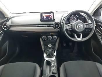 Used Mazda 2 Inclusive 90 HP (66 kW) 2019 White Hatchback
