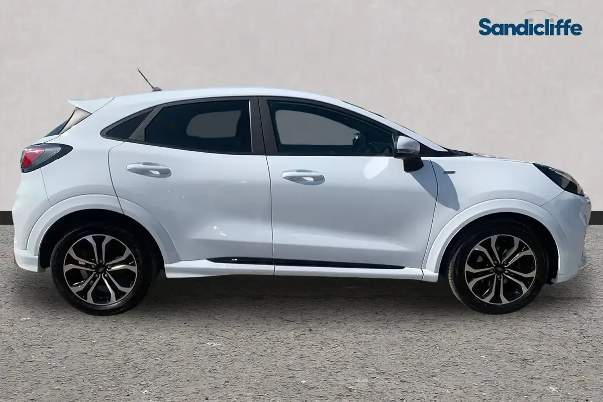 Used Ford Puma ST-Line 125 HP (91 kW) 2023 White SUV