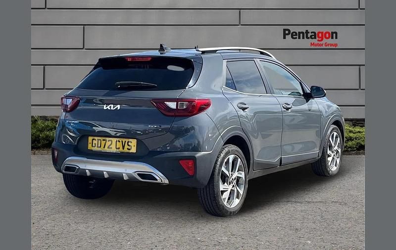 Gebraucht Kia Stonic GT-Line 117 PS (86 kW) 2023 Grau SUV