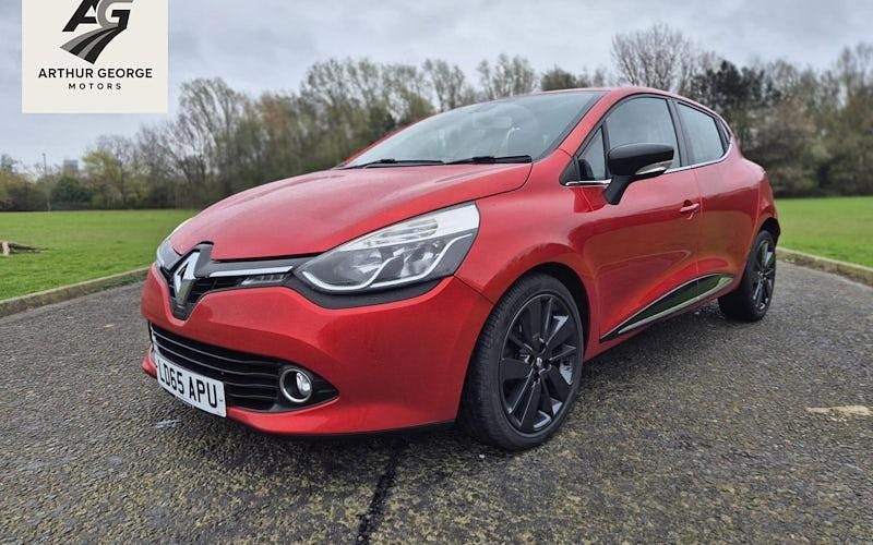 Used Renault Clio IV Dynamique 90 HP (66 kW) 2016 Hatchback