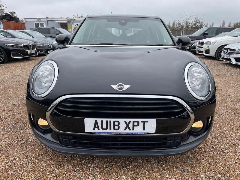 Used Mini Cooper Clubman 136 HP (100 kW) 2018 Black Estate
