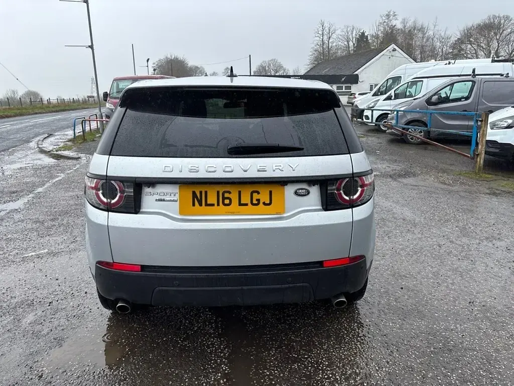 Used Land Rover Discovery Sport HSE Luxury 180 HP (132 kW) 2016 Silver SUV