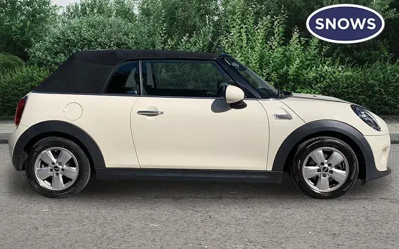 Used Mini Cooper Cabriolet Classic 136 HP (100 kW) 2019 White Cabriolet