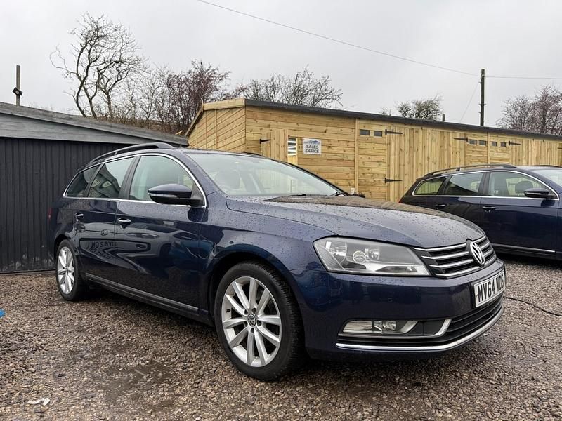 Blue Used 2014 VW Passat Executive Estate | £5,695 (Fair price) - Image 1/1