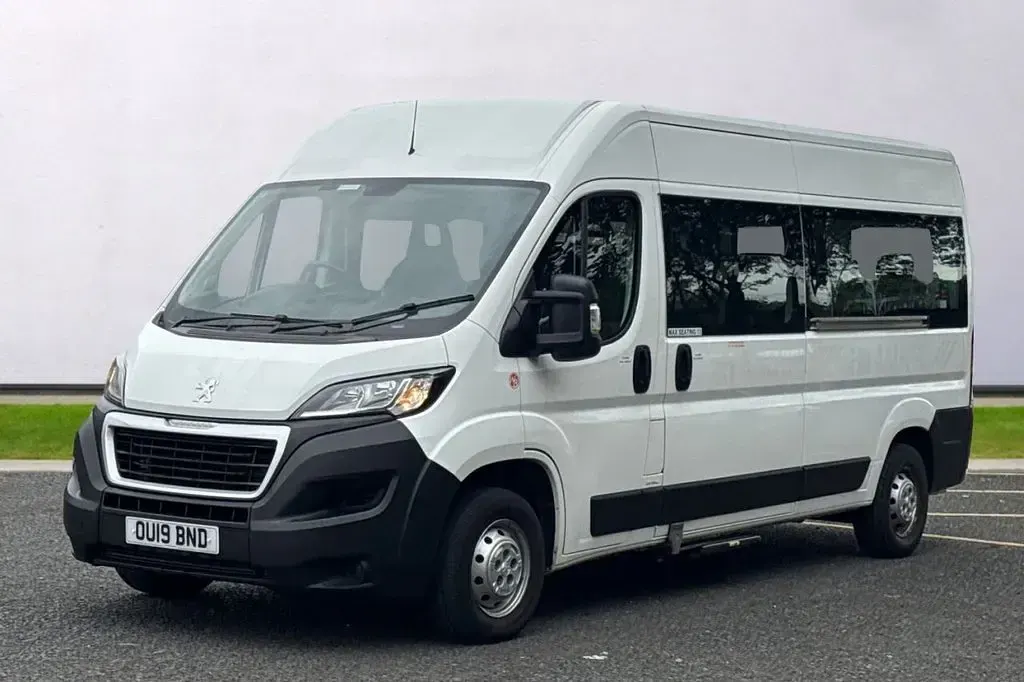 Käytetty Peugeot Boxer 130 HP (95 kW) 2019 Valkoinen Van