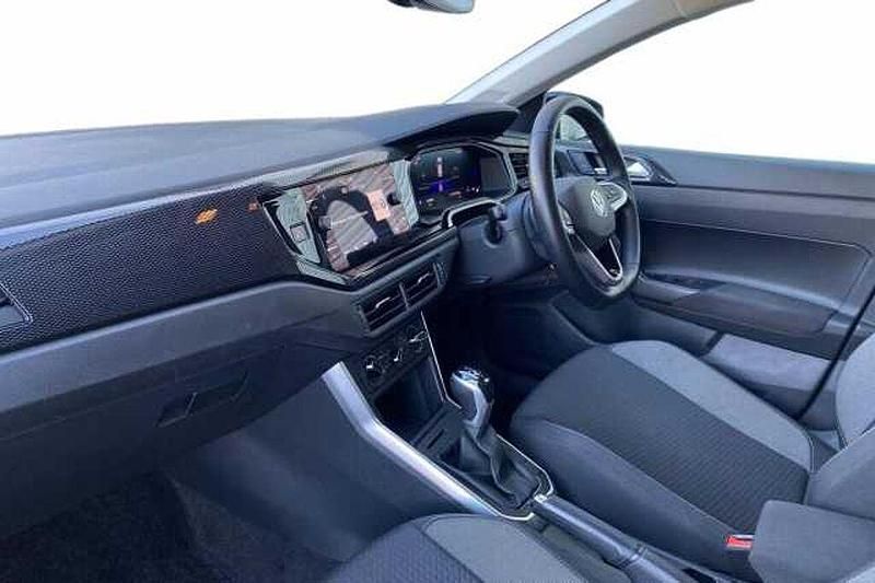 Used VW Polo 94 HP (69 kW) 2024 Hatchback