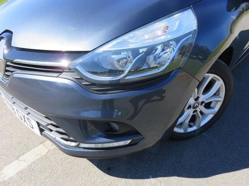 Usado Renault Clio IV Dynamique 2018 Cinzento Citadino