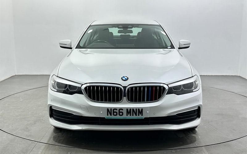 Used BMW 520 190 HP (139 kW) 2019 White Sedan