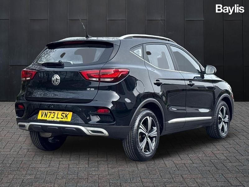 Used MG ZS Excite 111 HP (81 kW) 2024 Black SUV