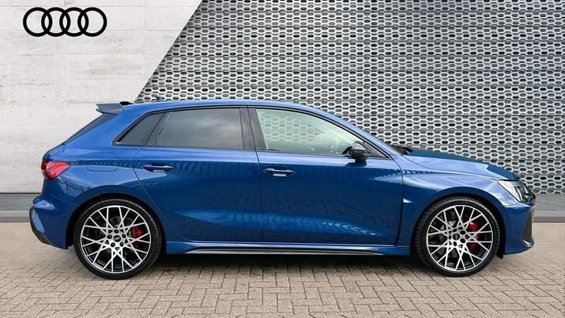 Used Audi RS3 Sportback Comfort 400 HP (294 kW) 2026 Blue Hatchback