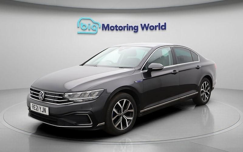 Used VW Passat GTE 218 HP (160 kW) 2017 Sedan