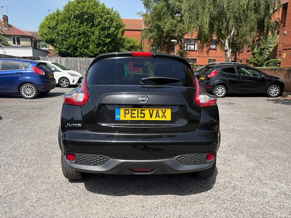 Used Nissan Juke Acenta Premium 115 HP (84 kW) 2015 Black SUV