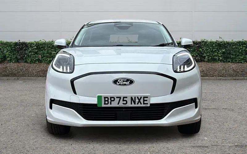 Used Ford Puma Gen-E Premium 122 kW (167 HP) 2025 White SUV