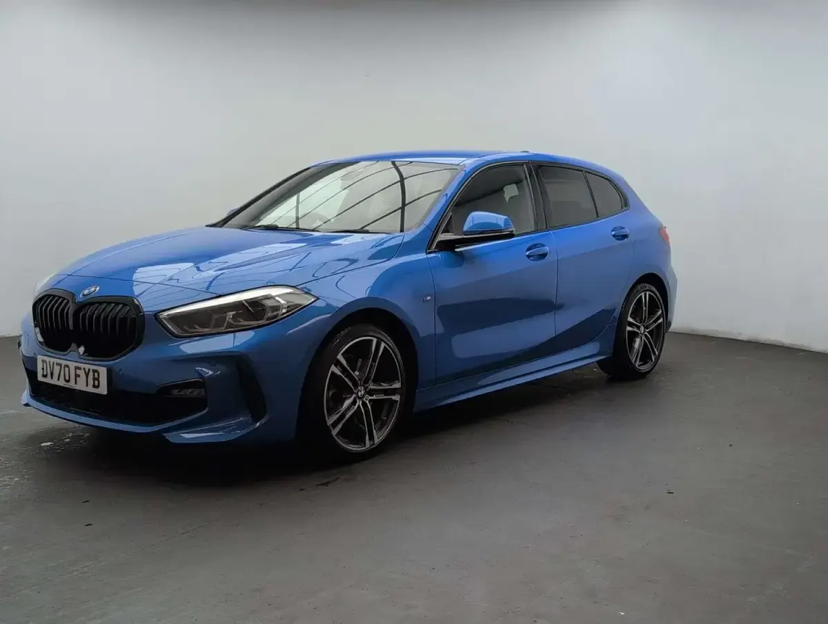 Used BMW 118 M Sport 138 HP (101 kW) 2020 Blue Hatchback