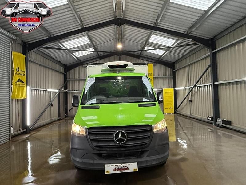 Used Mercedes Sprinter 140 HP (102 kW) 2020 Green Van