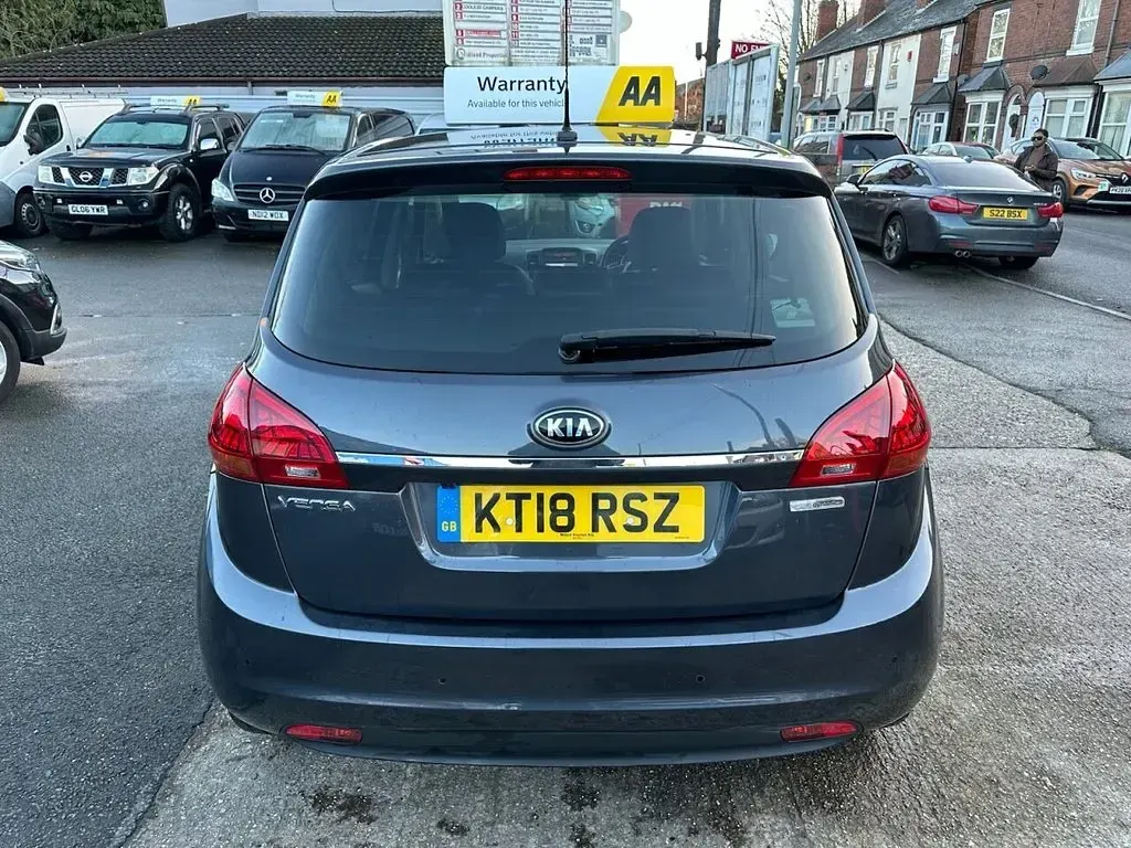 Used Kia Venga 123 HP (90 kW) 2018 Grey Hatchback