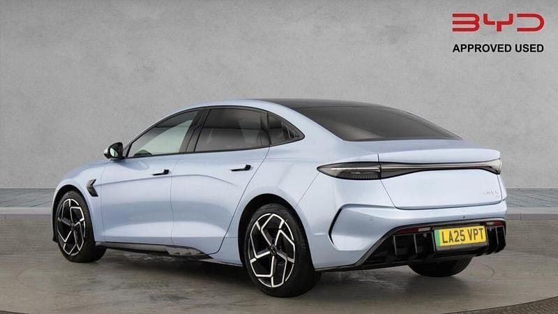 Used BYD Seal 389 kW (530 HP) 2025 Blue Sedan