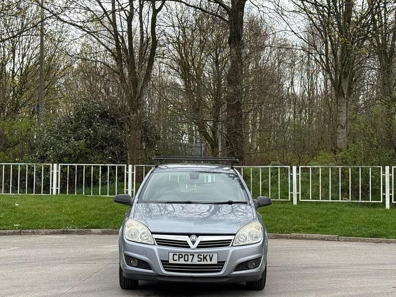 Used Vauxhall Astra Club 2007 Silver Van