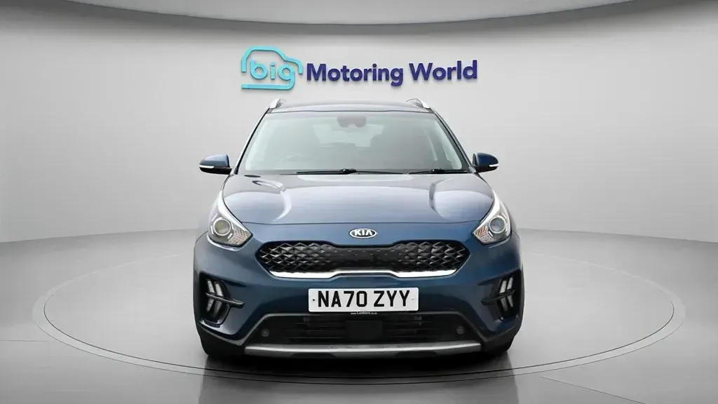 Used Kia Niro 139 HP (102 kW) 2021 Blue SUV
