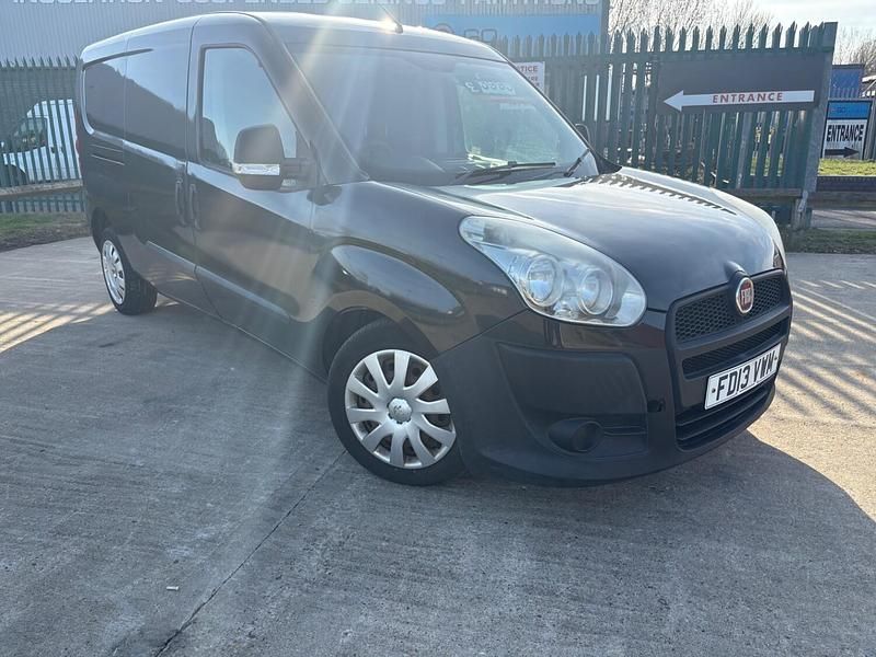 Black Used 2013 Fiat Doblò MPV | £1,895 (Good price) - Image 1/4