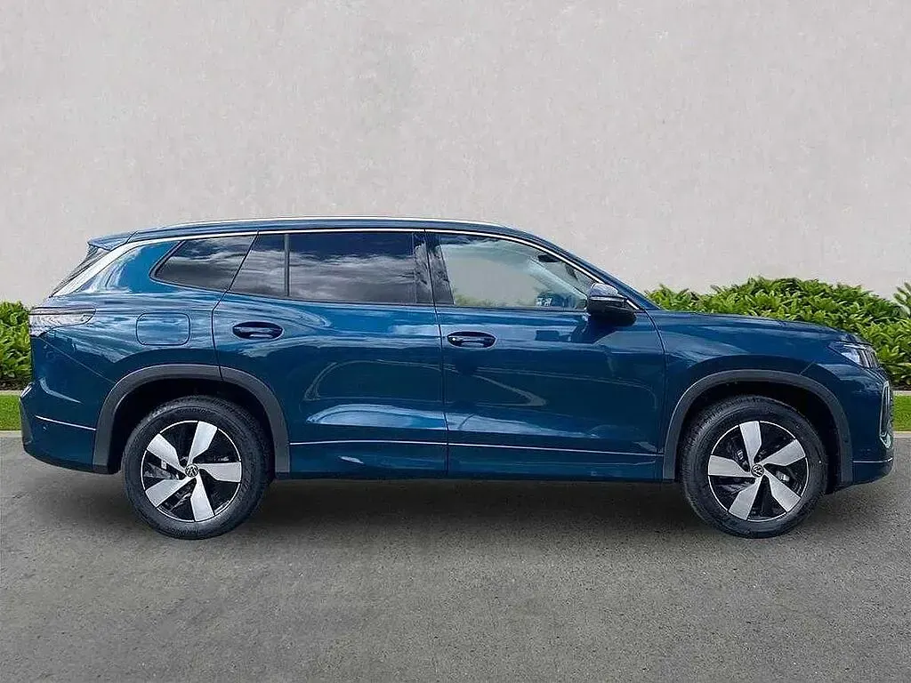 New VW Tayron Match 150 HP (110 kW) 2026 Blue SUV