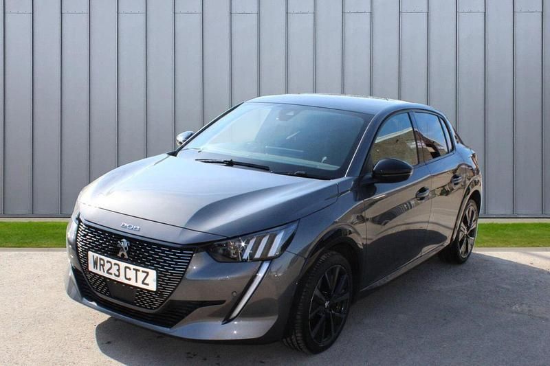 Used Peugeot 208 GT 99 HP (72 kW) 2023 Grey Hatchback