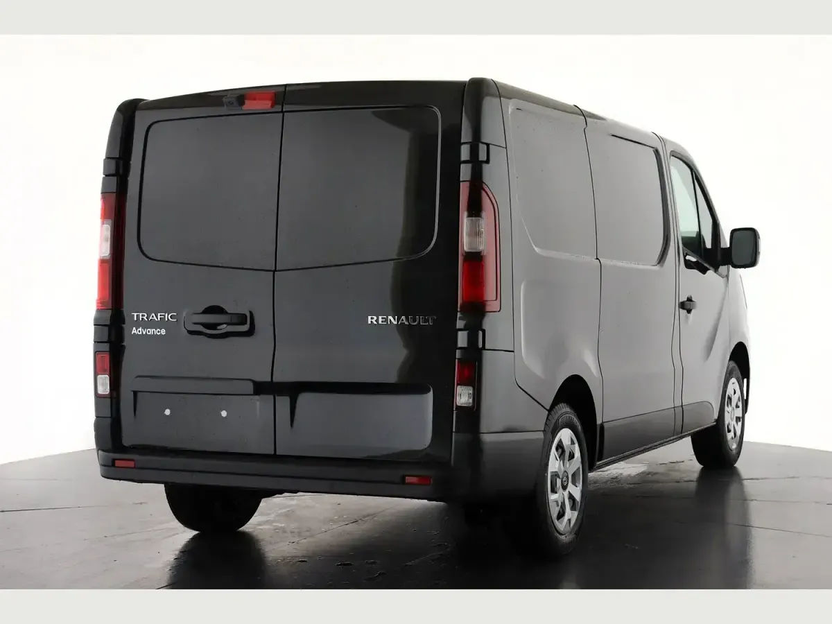 Used Renault Trafic 150 HP (110 kW) 2024 Grey MPV