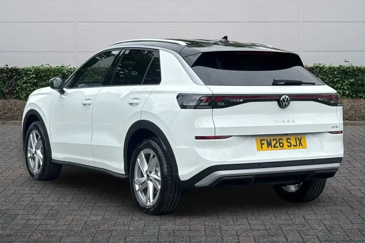New VW T-Roc Style 150 HP (110 kW) 2026 Pure white SUV