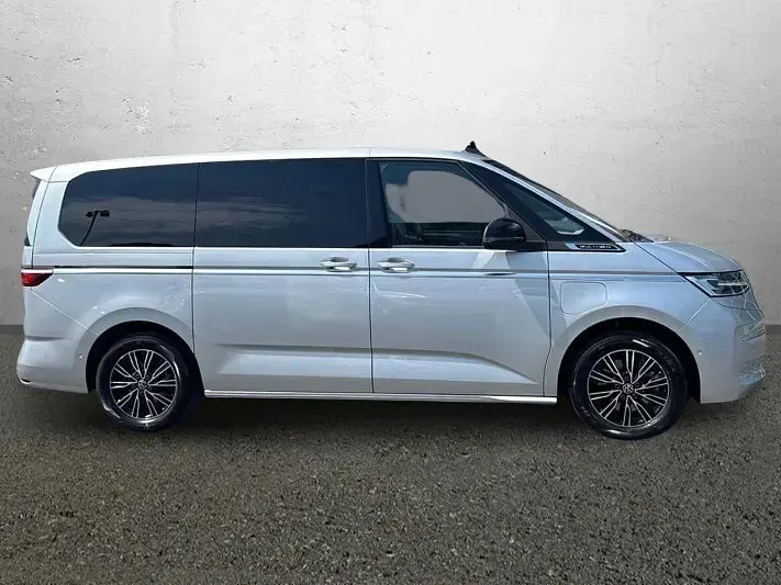 Used VW Multivan Style 218 HP (160 kW) 2024 Silver MPV