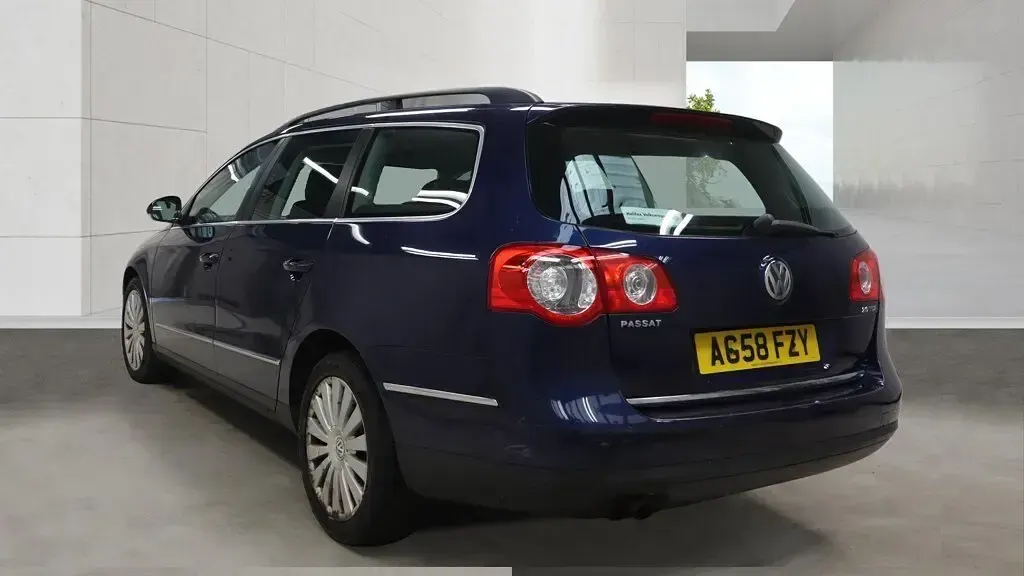 Used VW Passat Highline 2009 Blue Estate