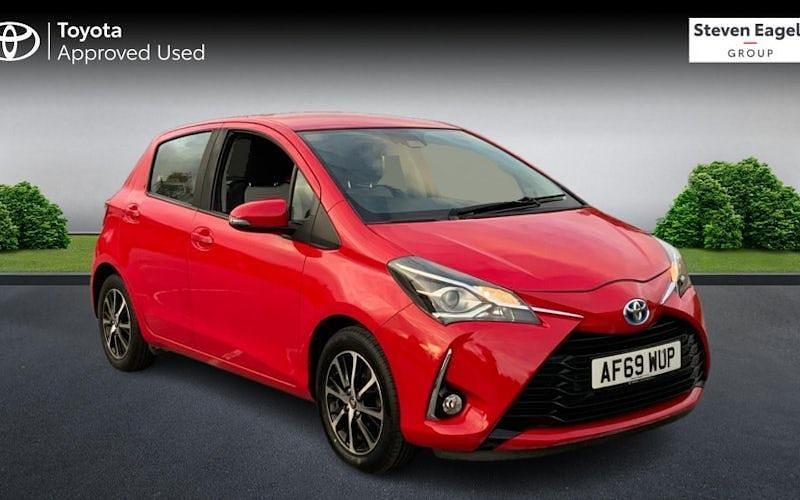 Used 2019 Toyota Yaris Hybrid Hatchback | £15,003 (Fair price) - Image 1/4