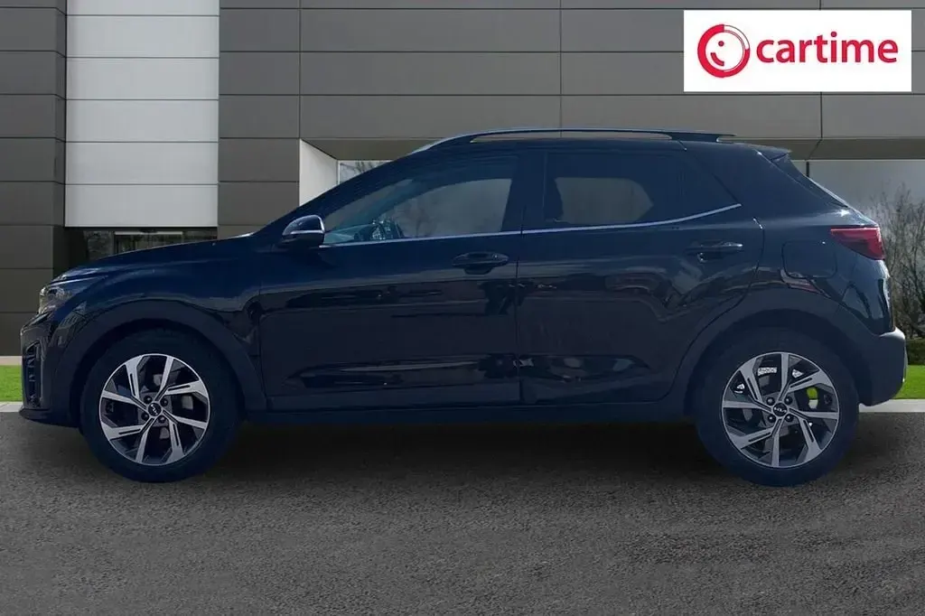Second-hand Kia Stonic GT-Line 118 CP (86 kW) 2022 Negru SUV