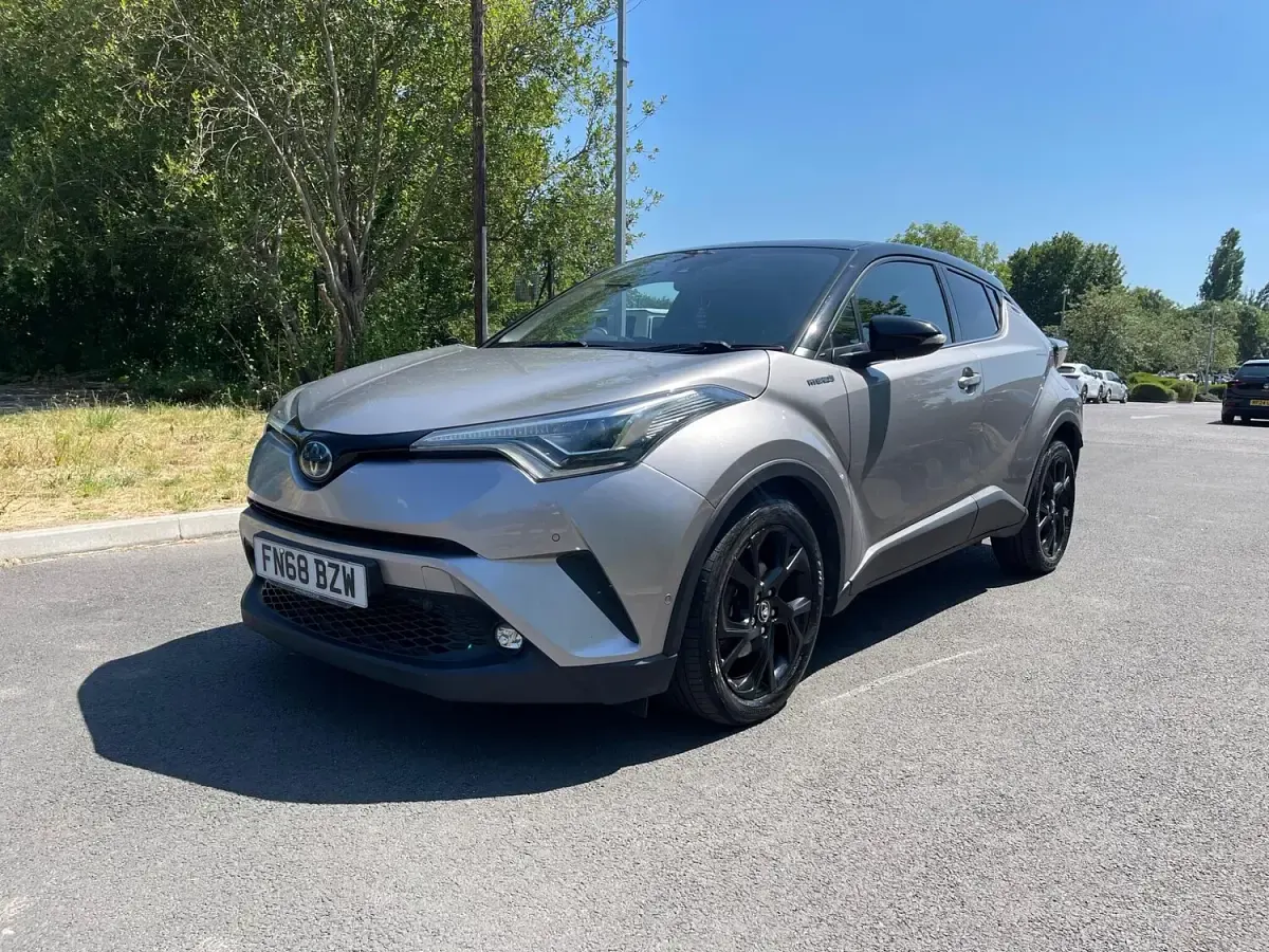 Used Toyota C-HR 122 HP (89 kW) 2018 Silver SUV