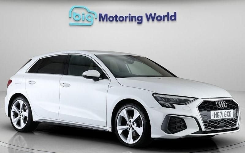 Used Audi A3 Sportback S-Line 150 HP (110 kW) 2024 Hatchback